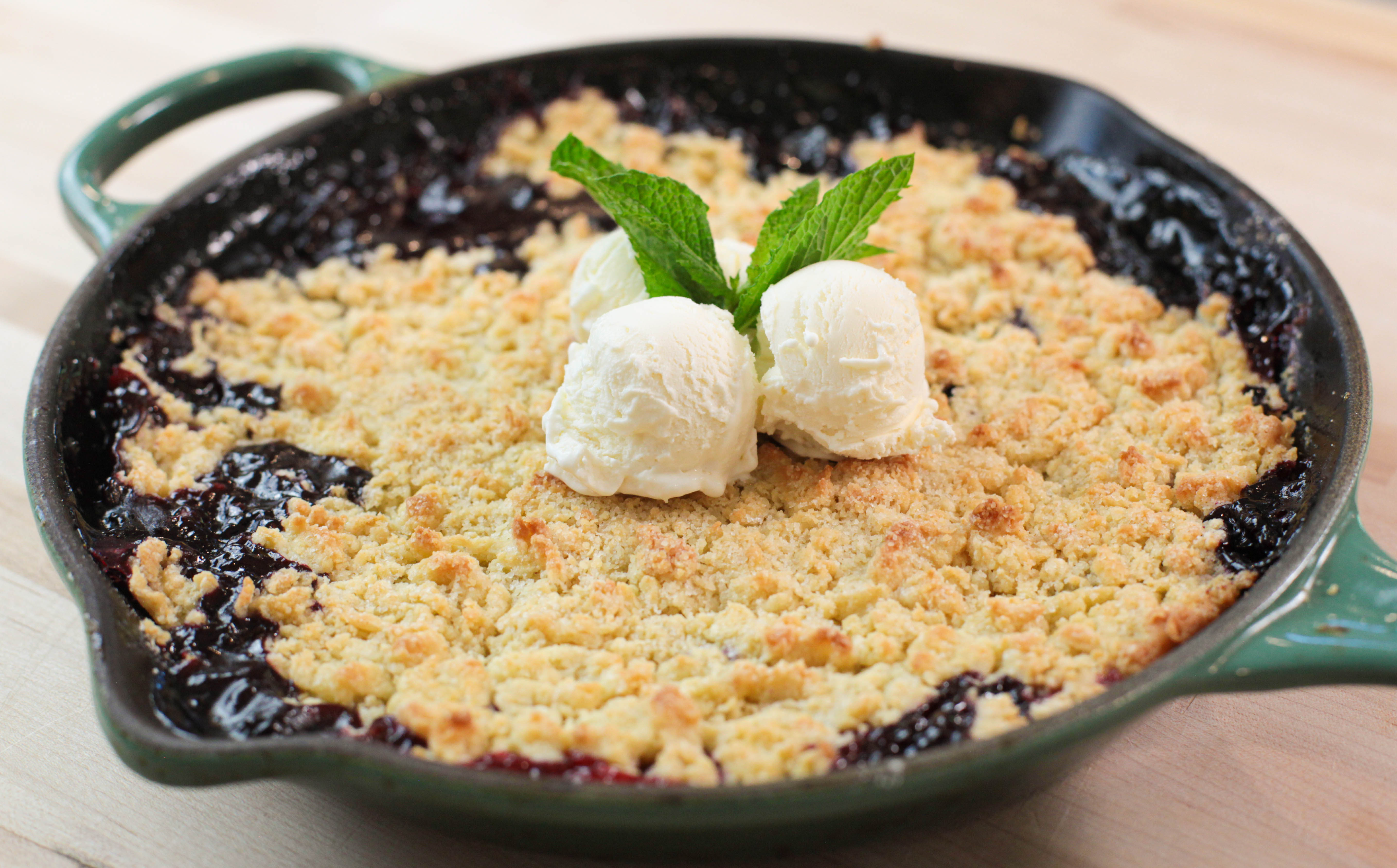 How to Make The BEST Skillet Cobbler